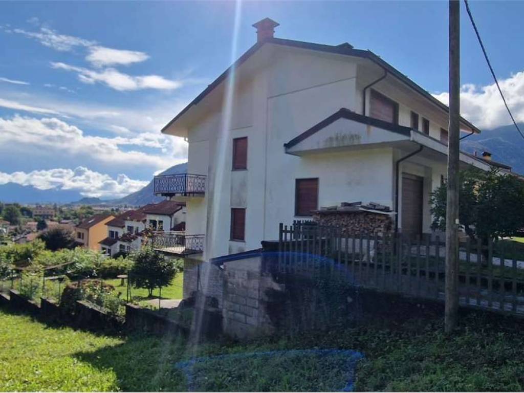 Villa a Gravellona toce in via martiri 172 - Foto 4