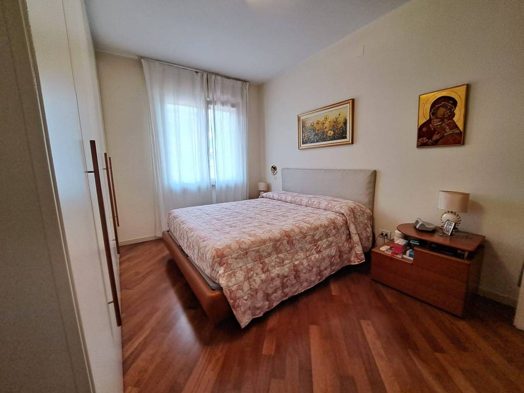Appartamento a Salerno in Via Raffaele Lettieri, 5 - Foto 3