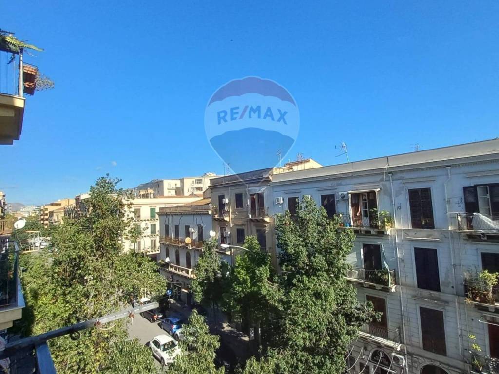 Appartamento a Palermo in Via Re Federico, 67 - Foto 3