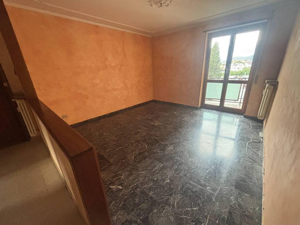 Appartamento a Aosta in Via Chambery, 115 - Foto 4