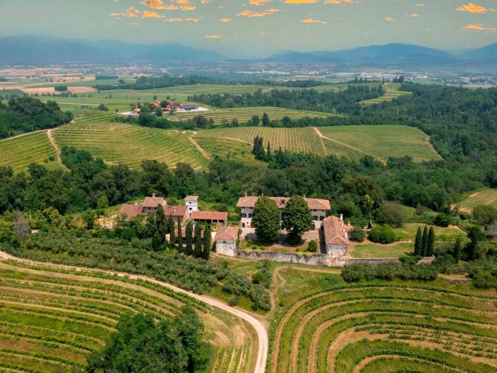 Rustico / casale a Manzano in Località Casali Ottelio - Foto 2