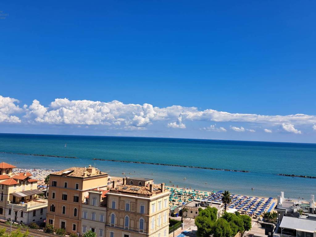 Appartamento a Grottammare in VIALE FRANCESCO CRUCIOLI - Foto 4