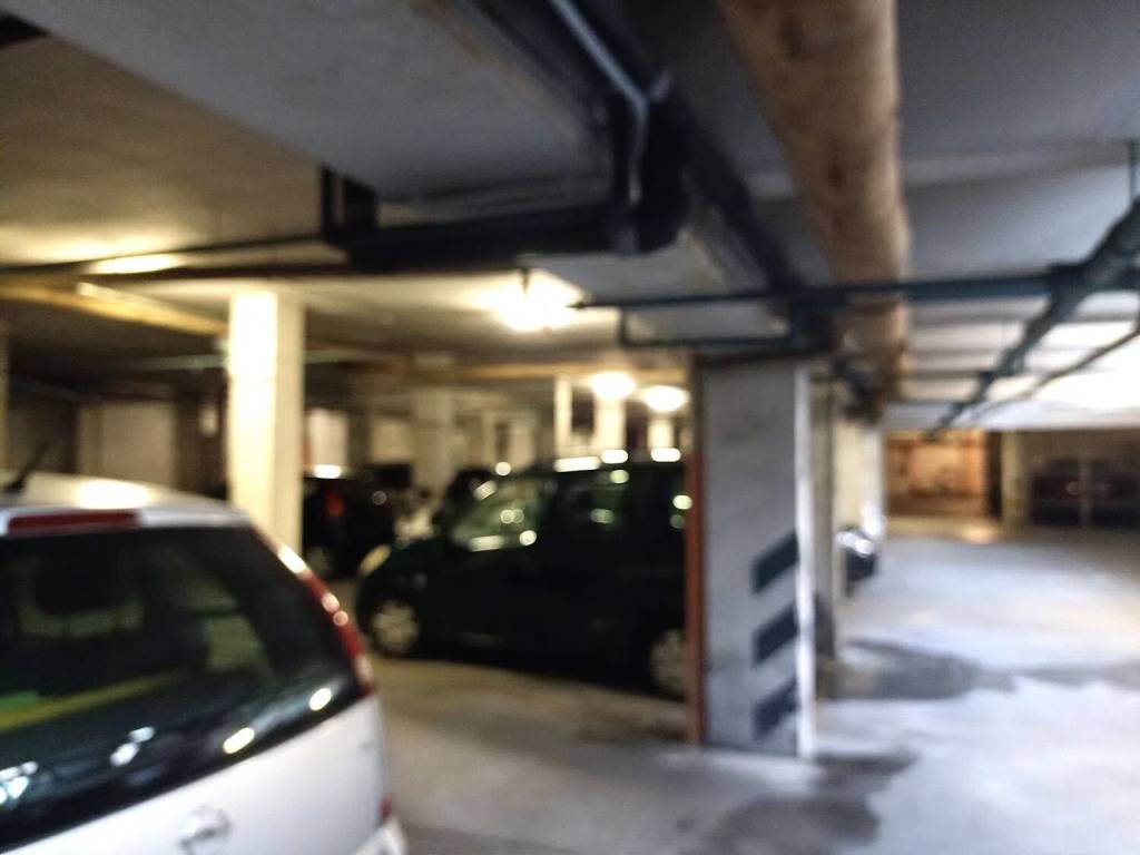 Box / garage a Trieste in Via Giacomo Matteotti, 33 - Foto 3