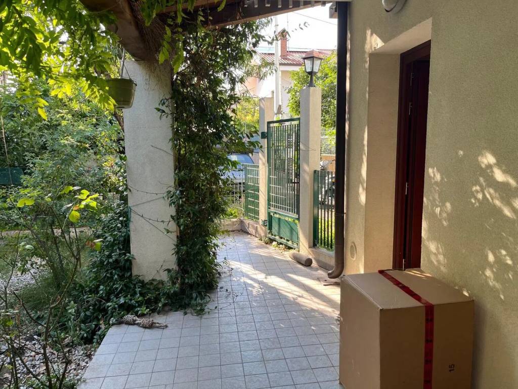 Villa a Trieste in Via Bartolomeo Gianelli, 7 - Foto 3