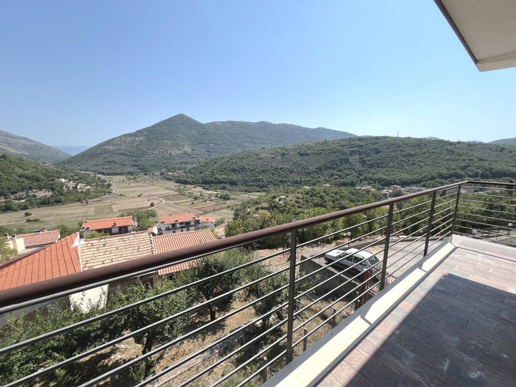 Appartamento a Lenola in Via Fratelli Rosselli - Foto 3