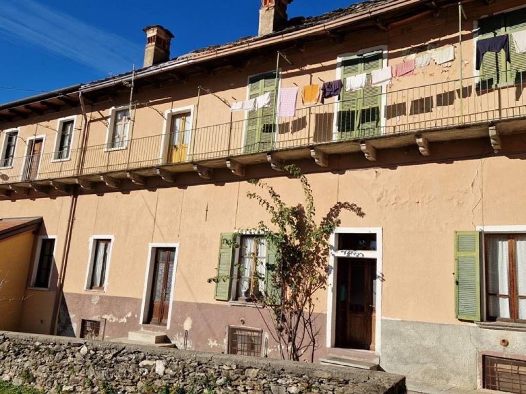 Casa indipendente a Loreglia in Via San Giulio - Foto 2