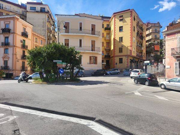 Box / garage a Salerno in Via Sant'Eremita - Foto 2