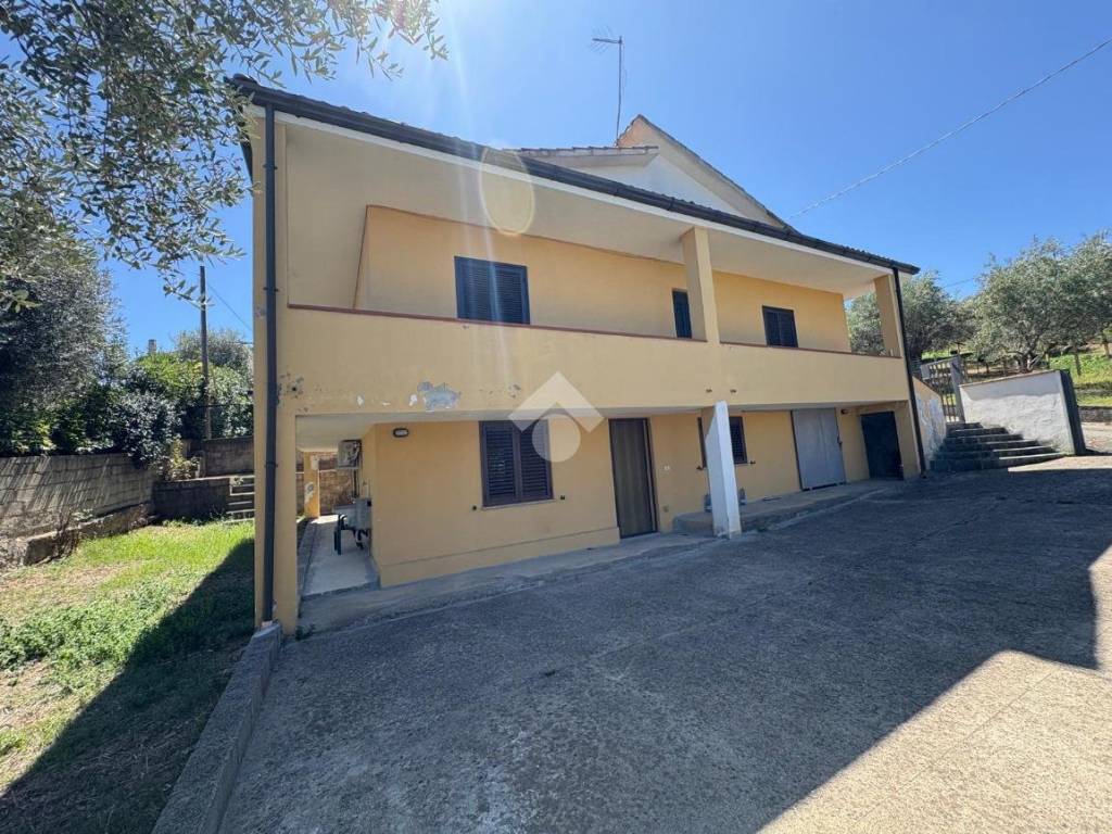 Villa a Rende in Via Alessandro Magno, 75 - Foto 2
