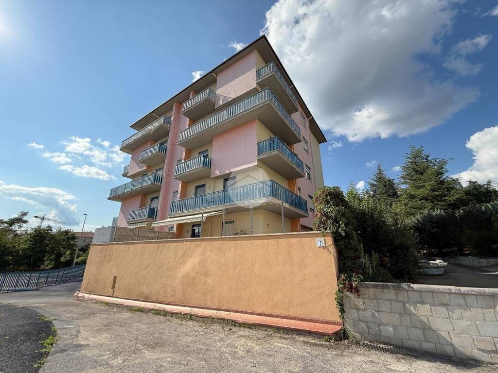 Appartamento a L'aquila in Viale Aldo Moro, 11 - Foto 4