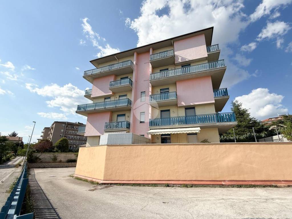 Appartamento a L'aquila in Viale Aldo Moro, 11 - Foto 5