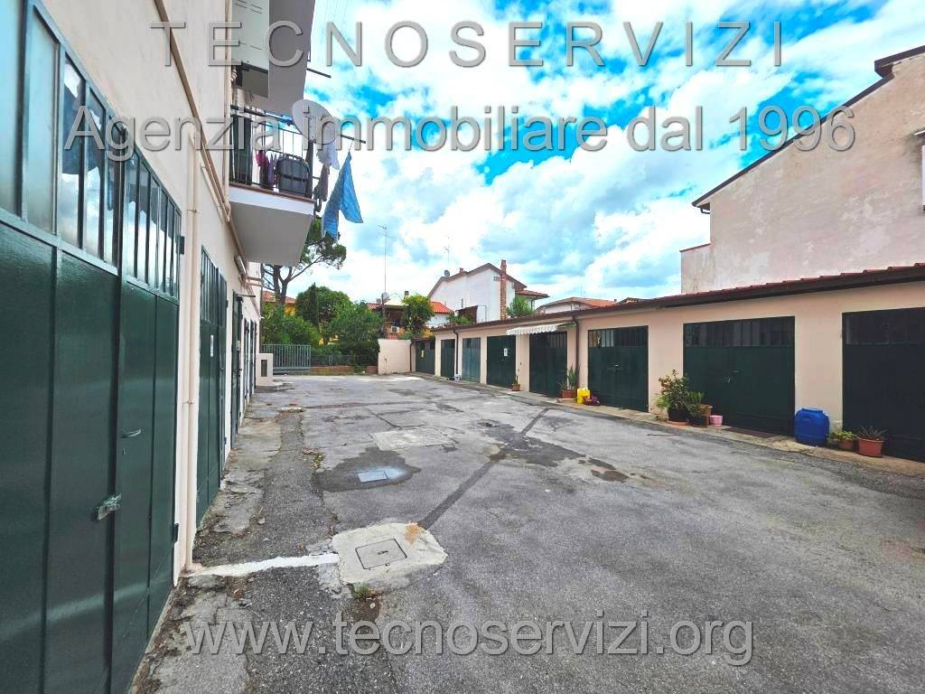 Box / garage a Montecatini-terme in Via Marruota, 230 - Foto 4