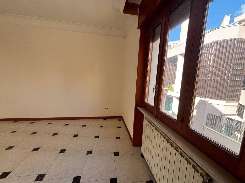 Appartamento a Parabita in Via Francesco Ferruccio - Foto 3