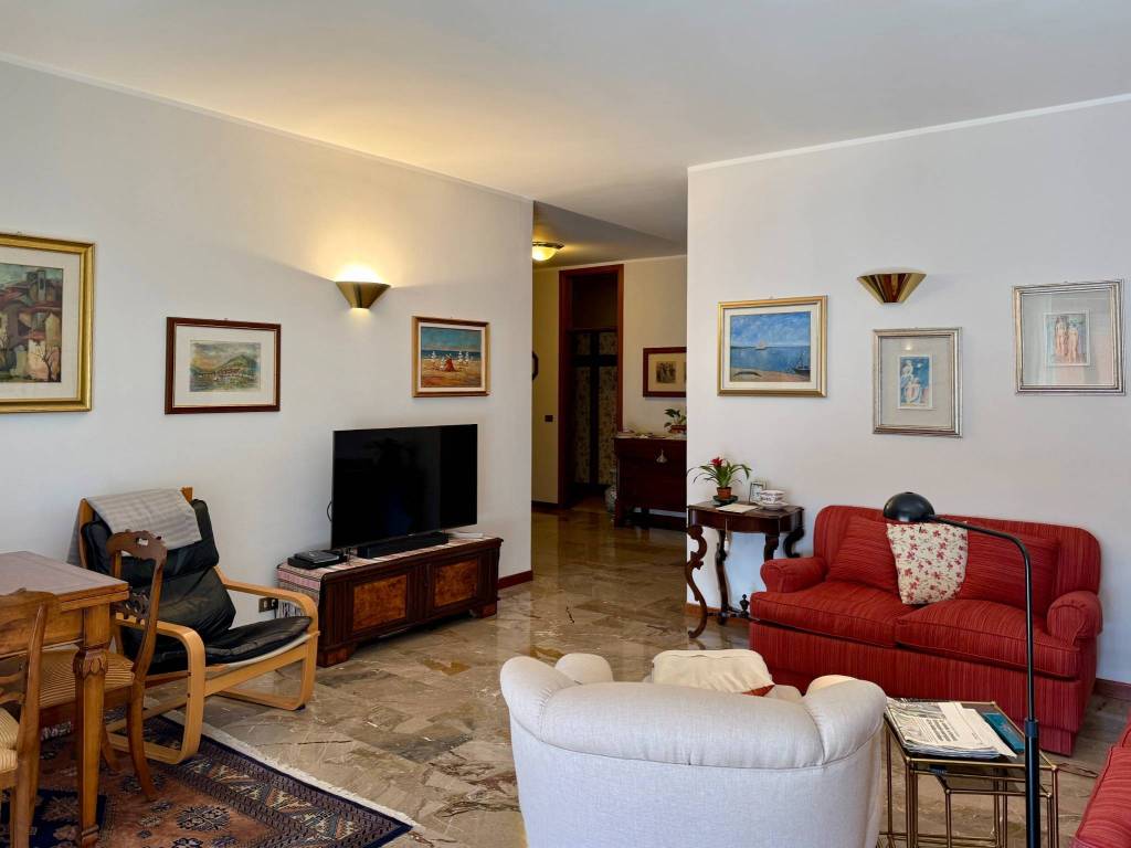 Appartamento a Lecco in Via Spirola - Foto 2