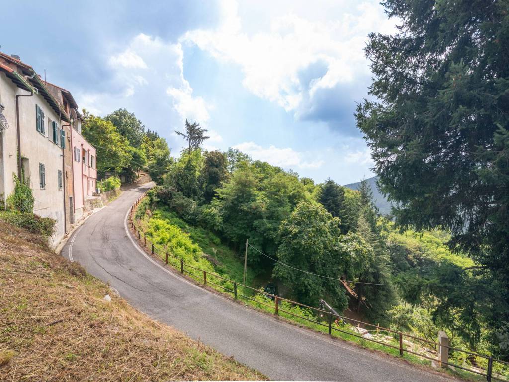 Appartamento a Finale ligure in Via Calice, 200 - Foto 2