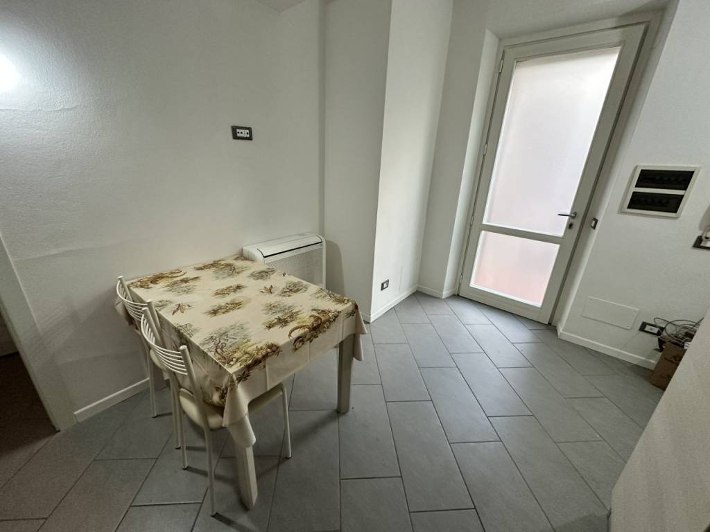 Appartamento a Cremona in Via Francesco Robolotti, 19 - Foto 4