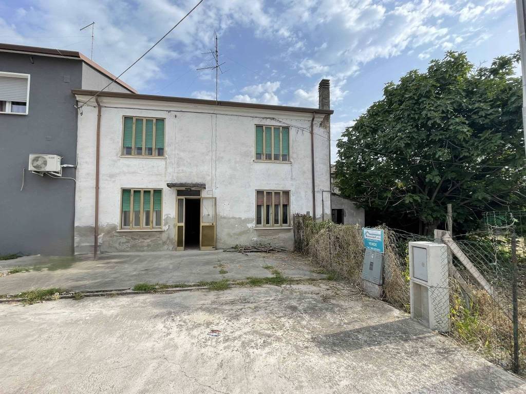 Villa a Porto viro in Via Portesin, 14 - Foto 3