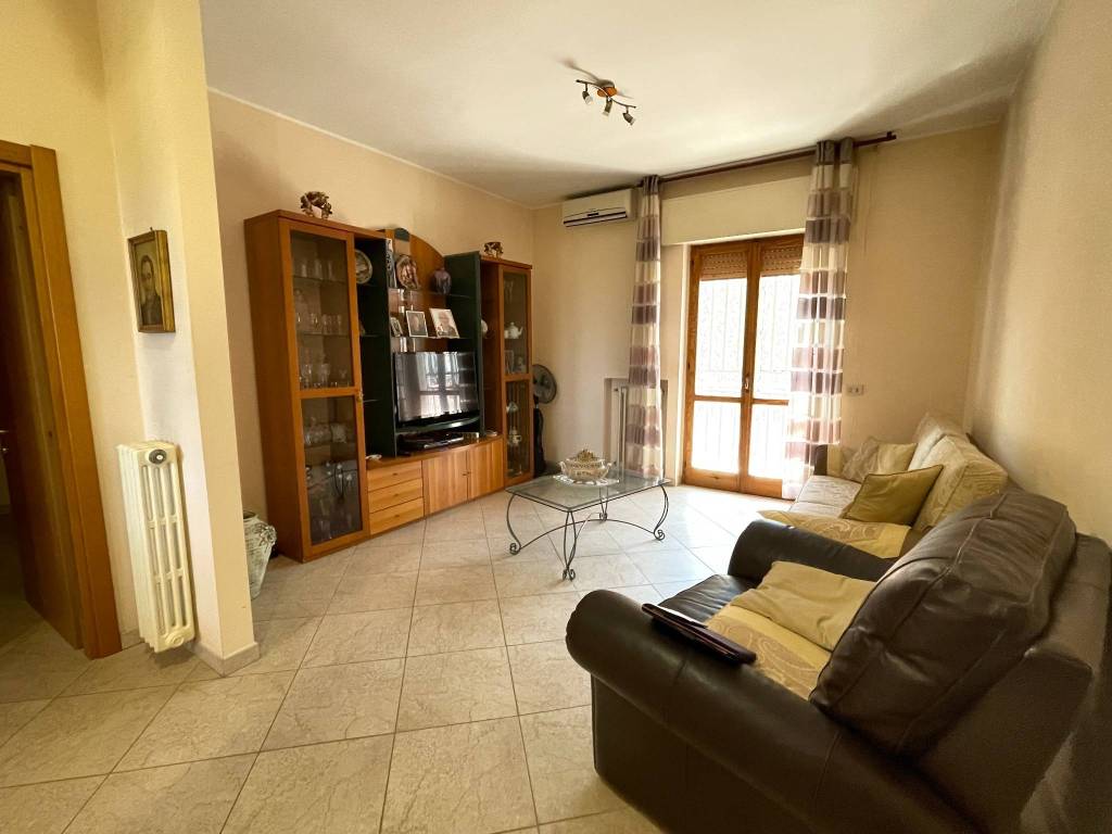 Appartamento a Capurso in Via Bari, 75 - Foto 4