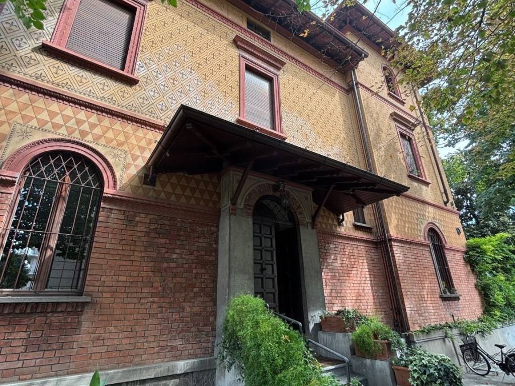 Appartamento a Parma in Viale Martiri della Libertà, 11 - Foto 2
