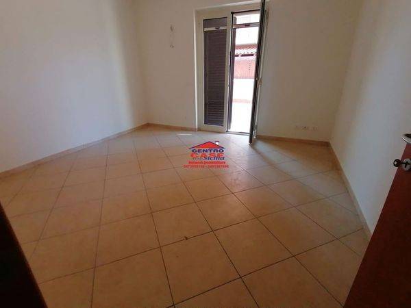 Appartamento a Giarre in Via Pio XII - Foto 3