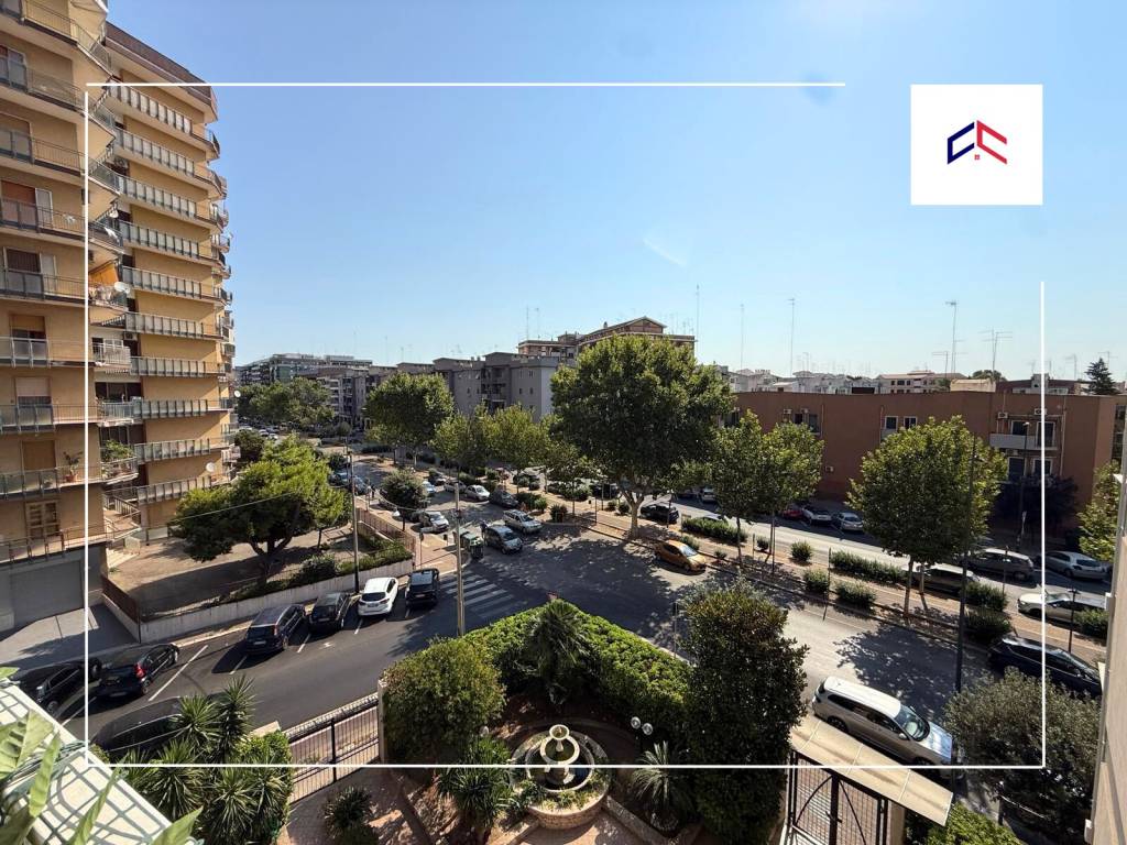 Appartamento a Taranto in Viale Magna Grecia, 318 - Foto 2