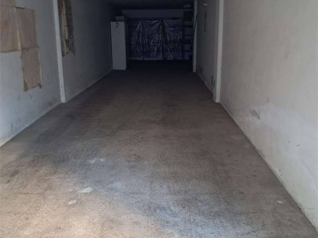 Box / garage a Brindisi in Via Germania, 3 - Foto 3