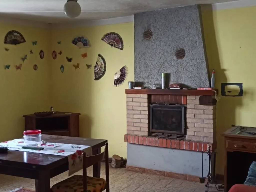 Rustico / casale a San marcello piteglio in Via Ugo Schiano - Foto 2