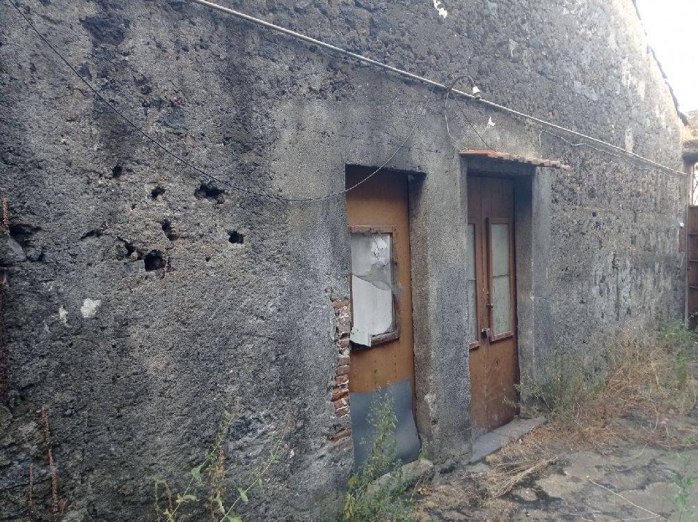 Casa indipendente a Nicolosi in Via anselmi, 34 - Foto 2