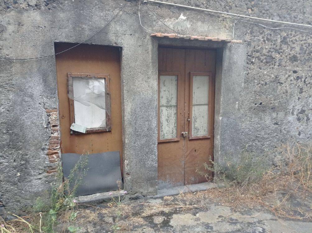 Casa indipendente a Nicolosi in Via anselmi, 34 - Foto 3