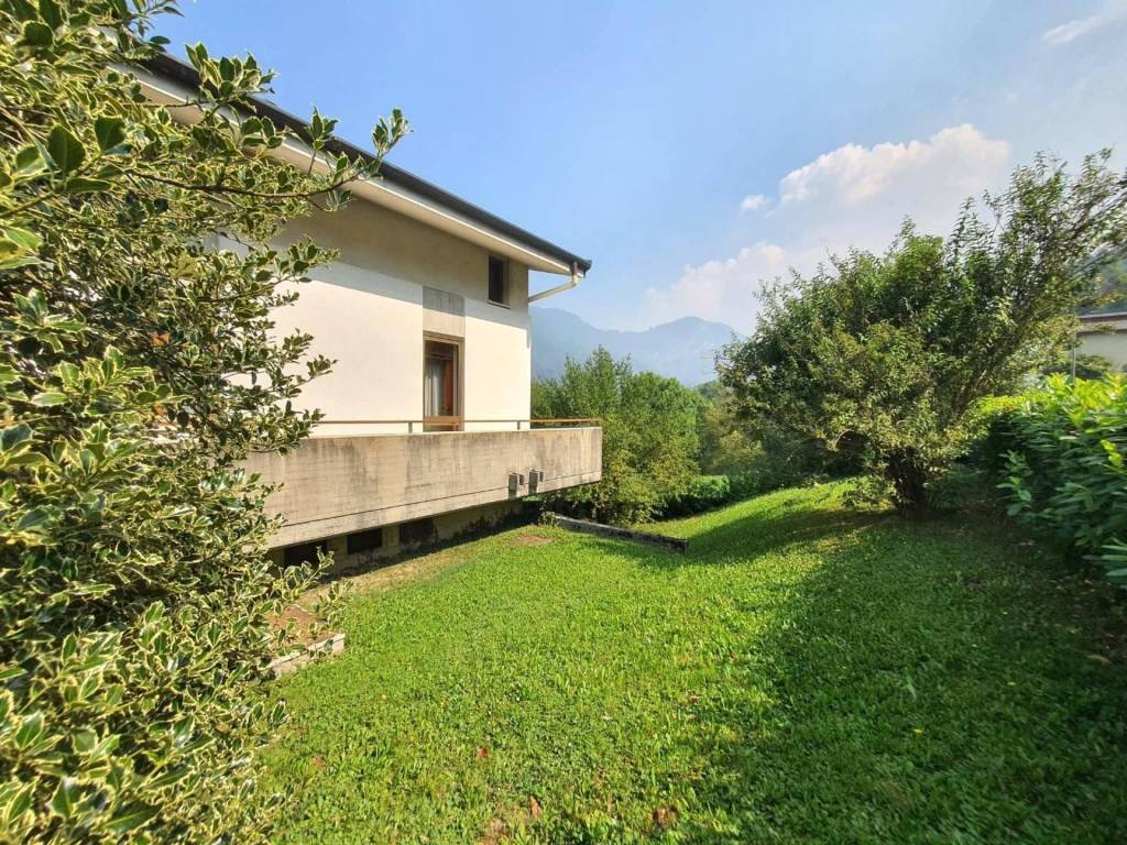 Villa a Tolmezzo in Via Carso, 11 - Foto 3