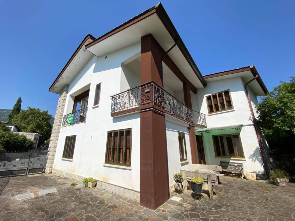 Villa a Nimis in Via G. Matteotti, 39 - Foto 2