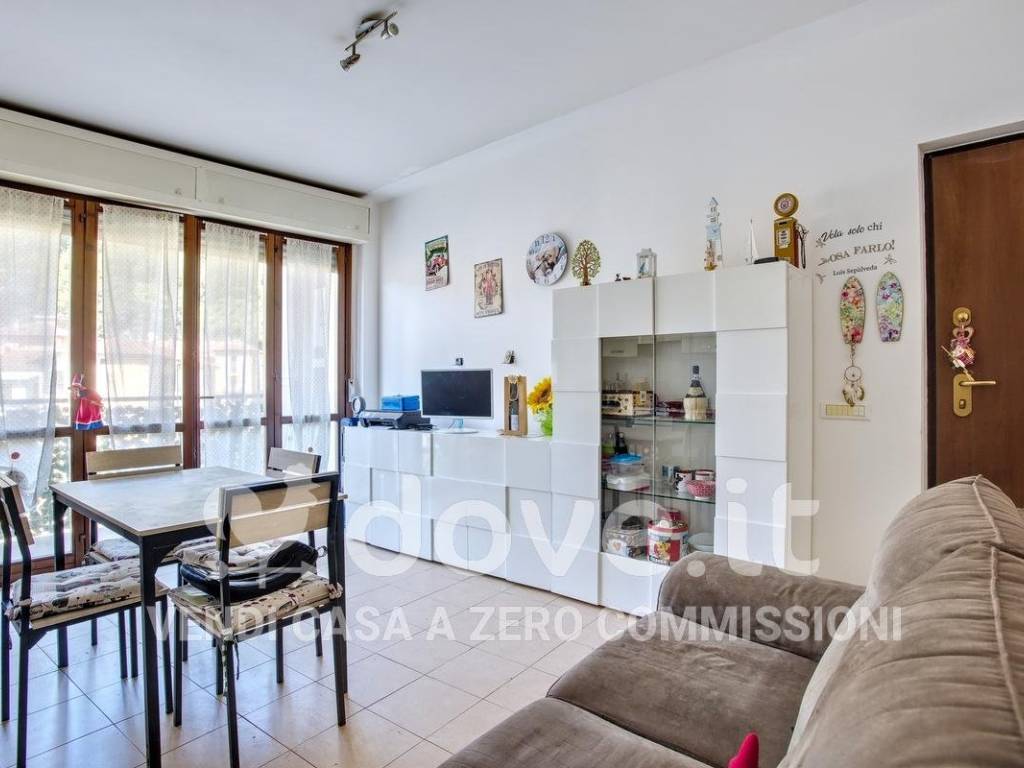 Appartamento a Luino in Via F. Turati, 106 - Foto 2