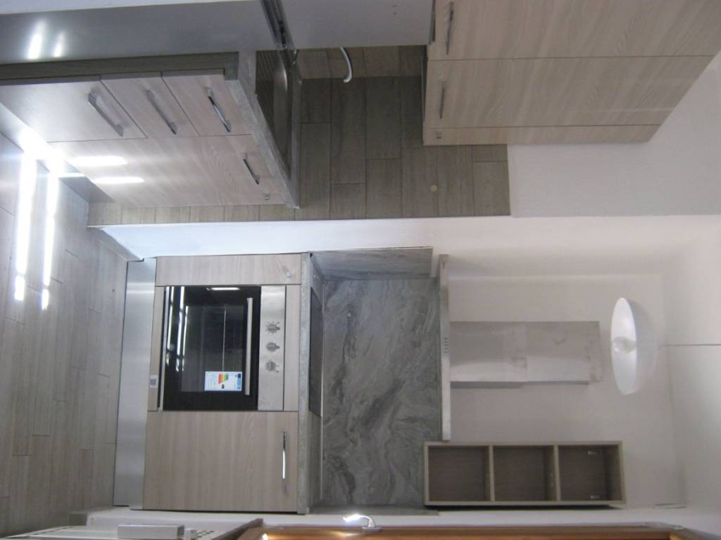 Appartamento a Besozzo in Via Milano - Foto 2