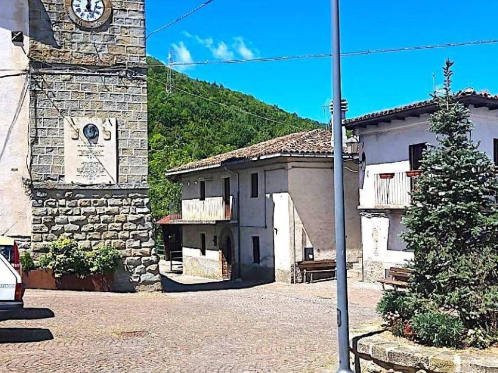 Casa indipendente a Pietracamela in piazza san rocco - Foto 2
