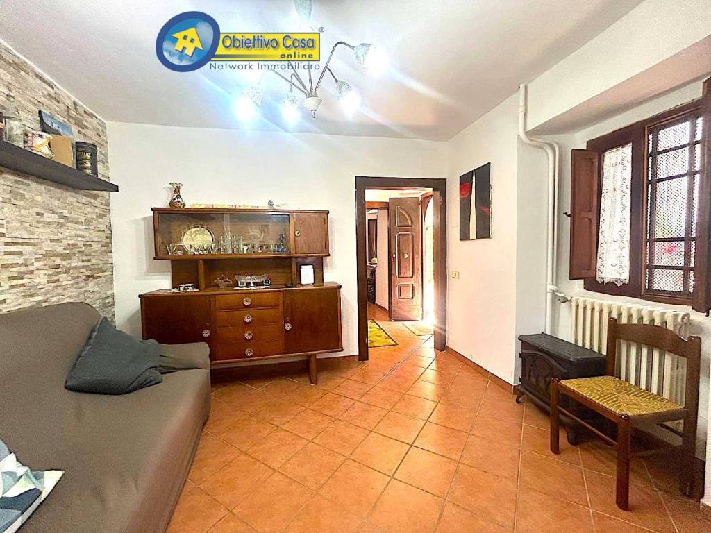 Casa indipendente a Pietracamela in piazza san rocco - Foto 5