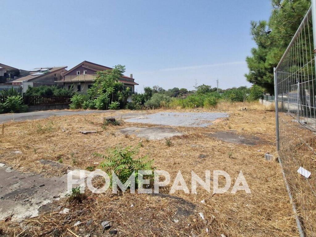 Terreno a Camporotondo etneo in Viale Alcide De Gasperi - Foto 2
