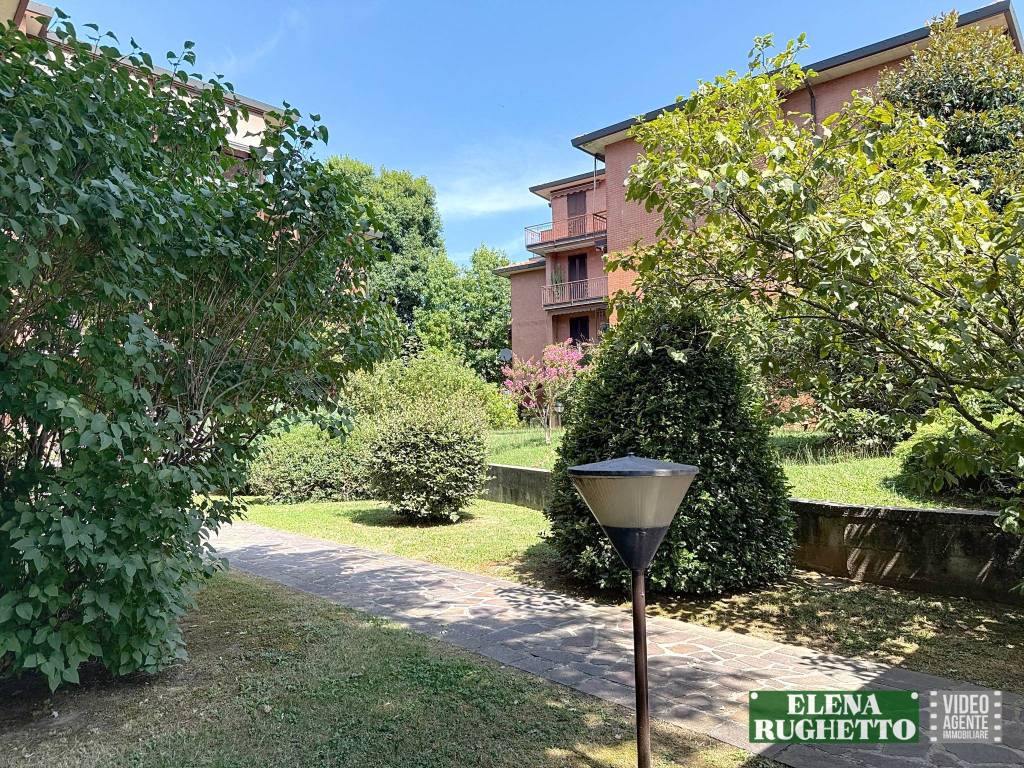 Appartamento a Merate in Via Monsignor Federico Colombo, 15 - Foto 3