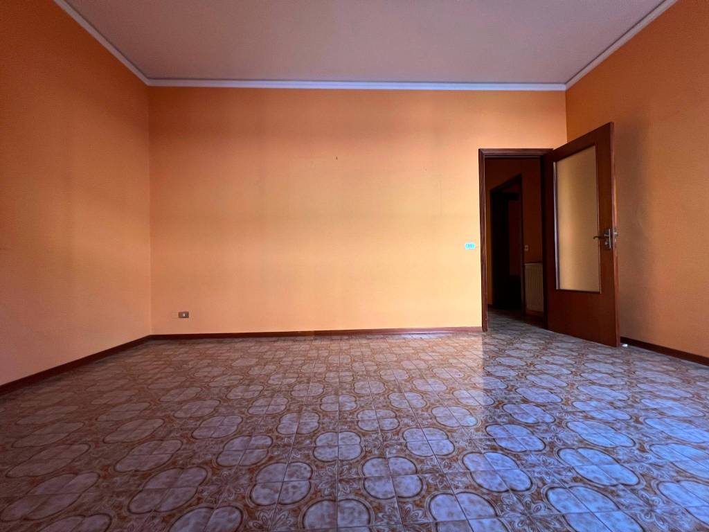 Appartamento a San giovanni la punta in Via della Regione - Foto 2
