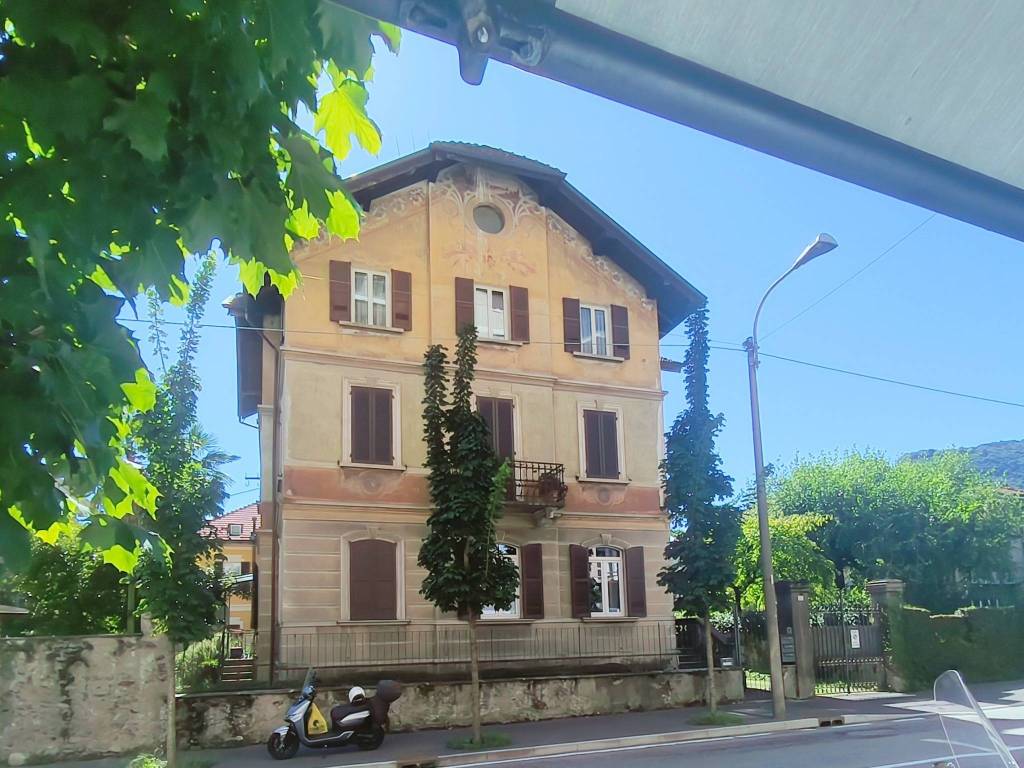 Villa a Verbania in Corso Benedetto Cairoli - Foto 5