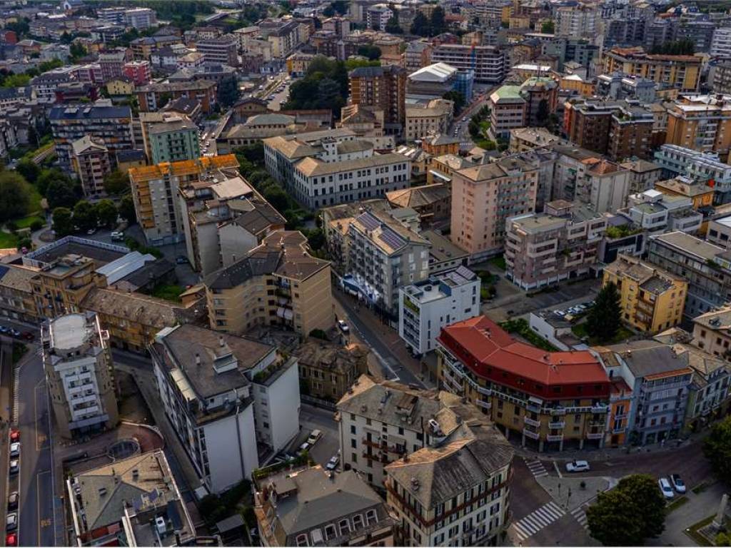 Appartamento a Sondrio in Via Mazzini, 24 - Foto 3