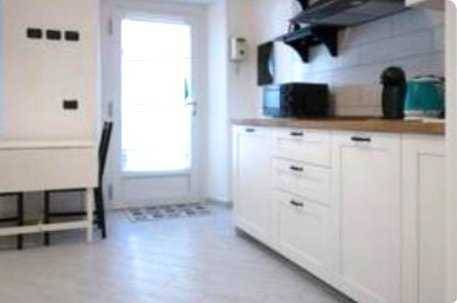 Appartamento a Como in Via vitani, 30 - Foto 2