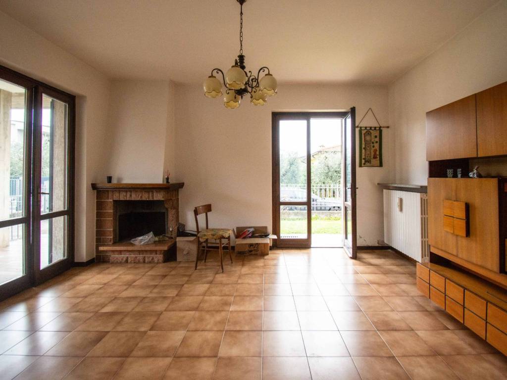 Villa a Puegnago sul garda in Via Benaco, 26 - Foto 5