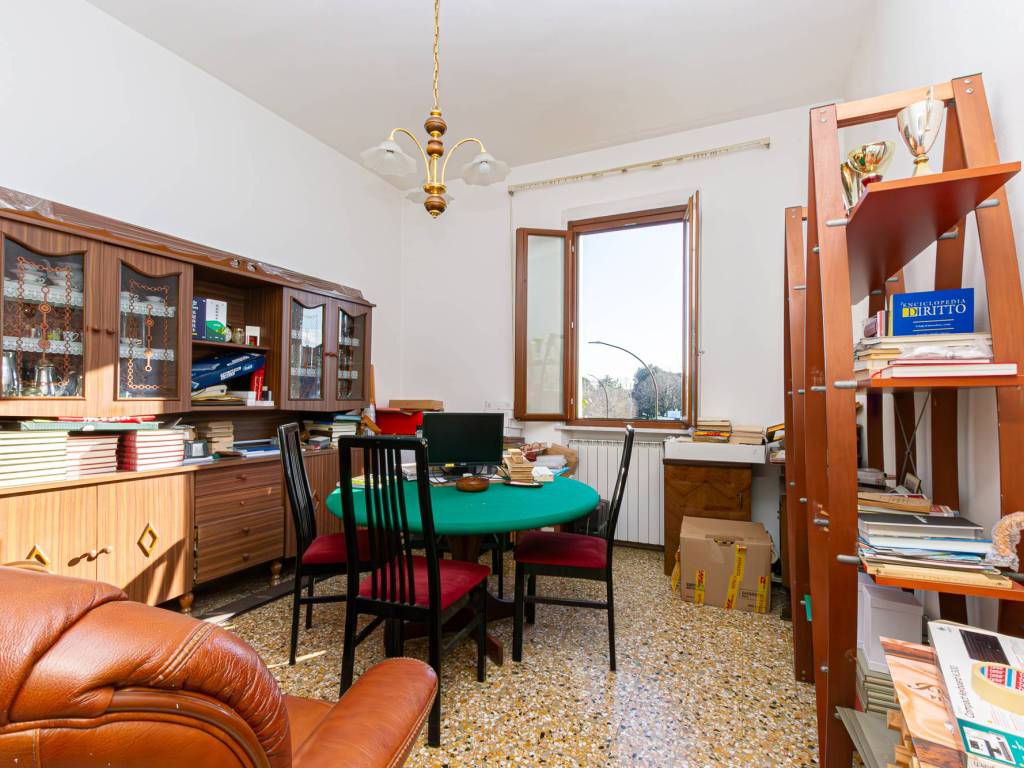 Appartamento a Pontedera in Via Roma - Foto 3