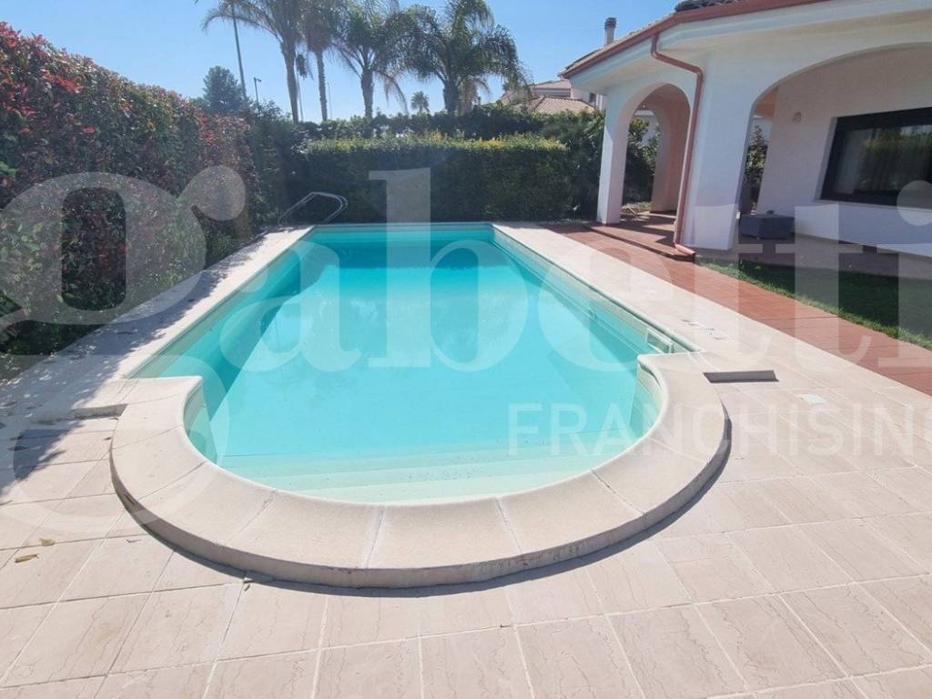 Villa a Trani in via Vecchia Trani Corato - Foto 4