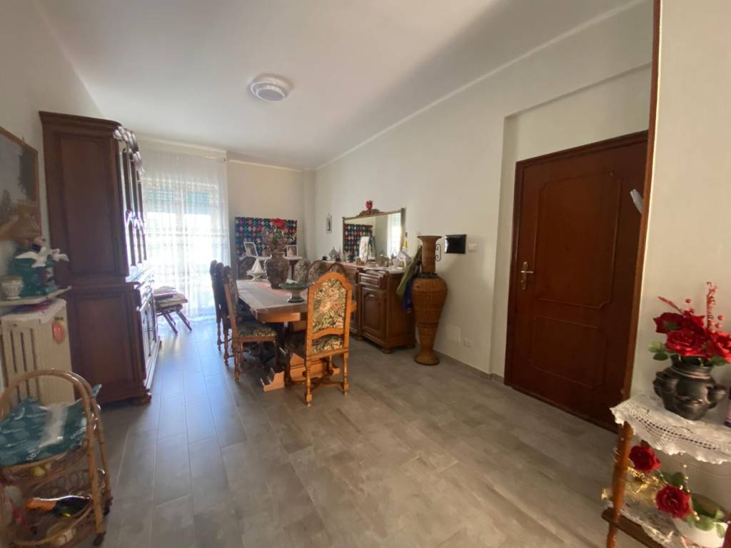 Appartamento a Benevento in Via Massimo d'Azeglio - Foto 2