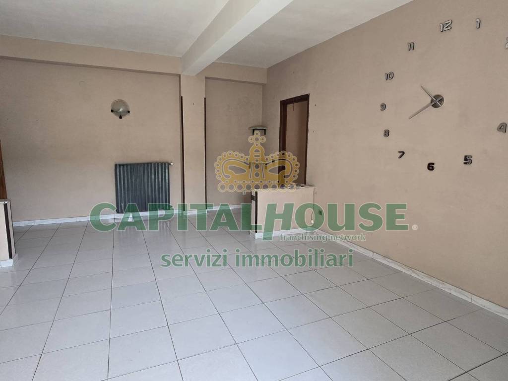 Appartamento a San nicola la strada in Vicolo Carlo Poerio - Foto 2