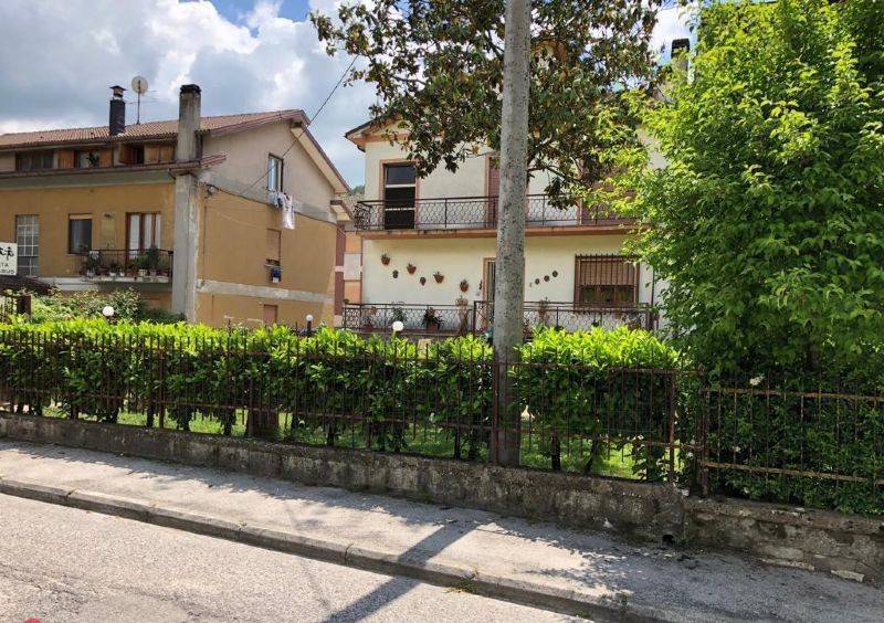 Appartamento a Carsoli in via dei marsi - Foto 4