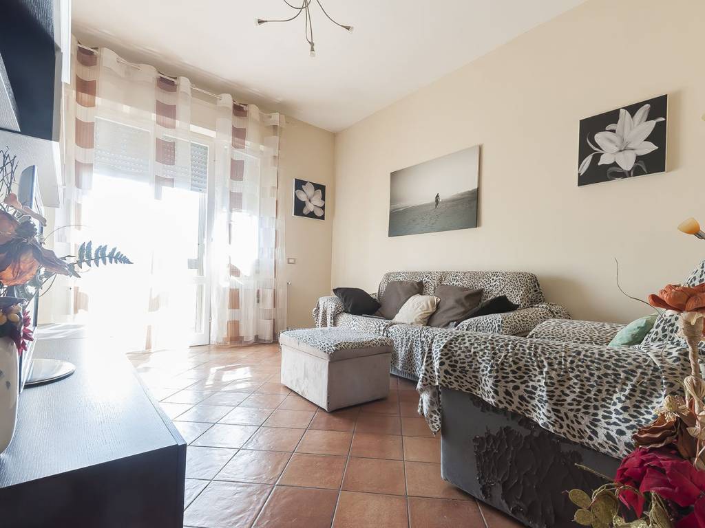 Appartamento a Campiglia marittima in Via Lazio - Foto 2
