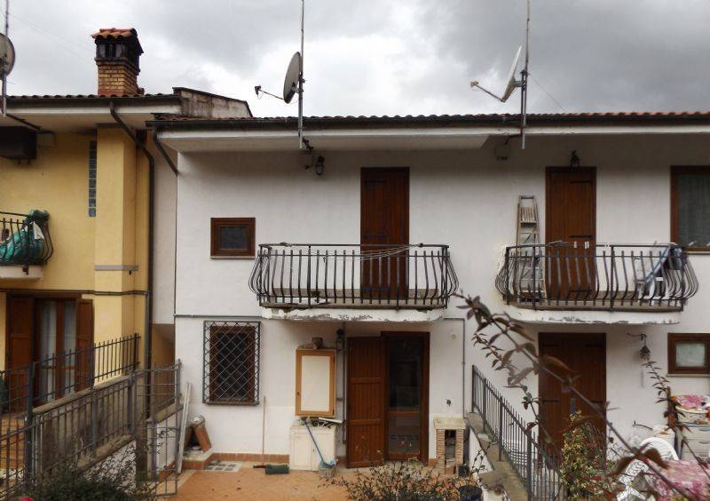 Villetta a schiera a Carsoli in via di villa romana - Foto 2