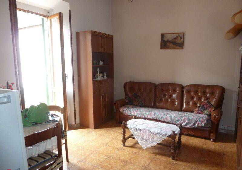 Appartamento a Carsoli in via valeria - Foto 3