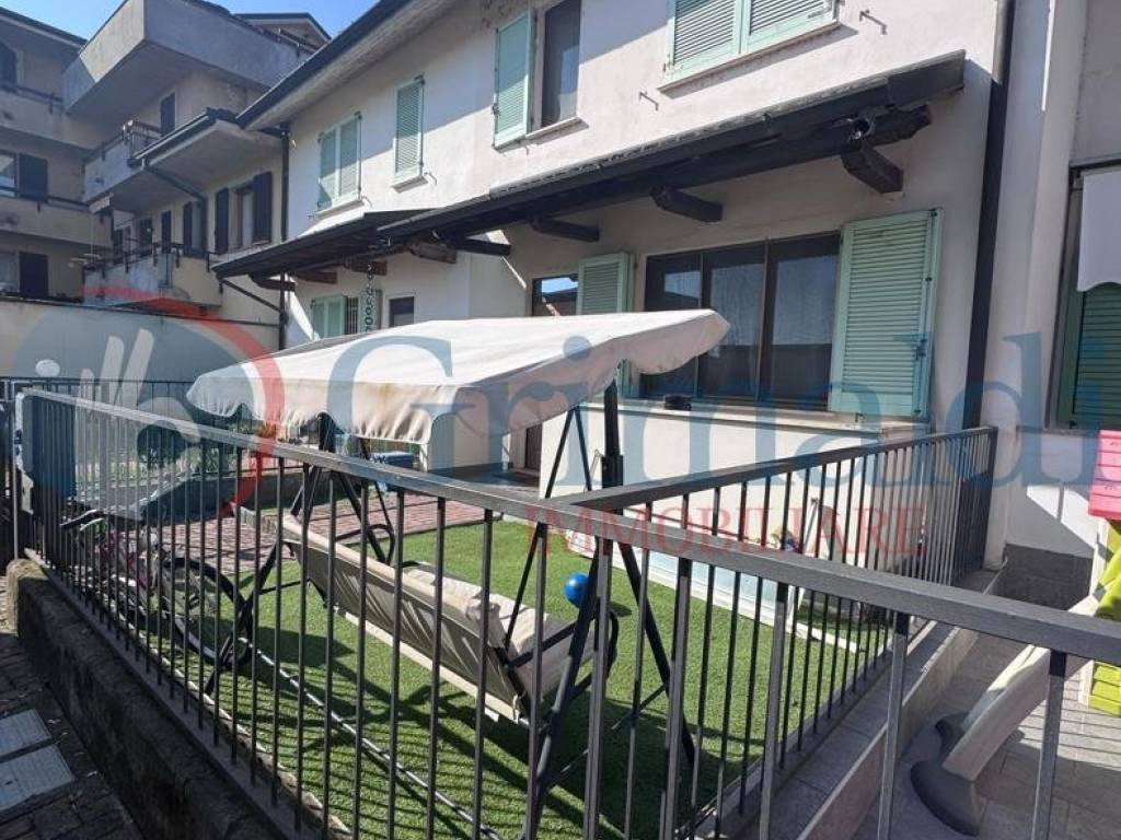 Villetta a schiera a Sant'angelo lodigiano in VI MADRE CABRINI, snc - Foto 2
